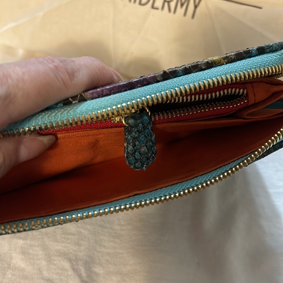 Taxidermy Brand Python Wallet EUC
Unique and Beautiful. Comes with dust bag. - Picture 7 of 11